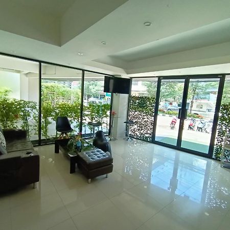 Tisa Hotel Udonthani Екстер'єр фото