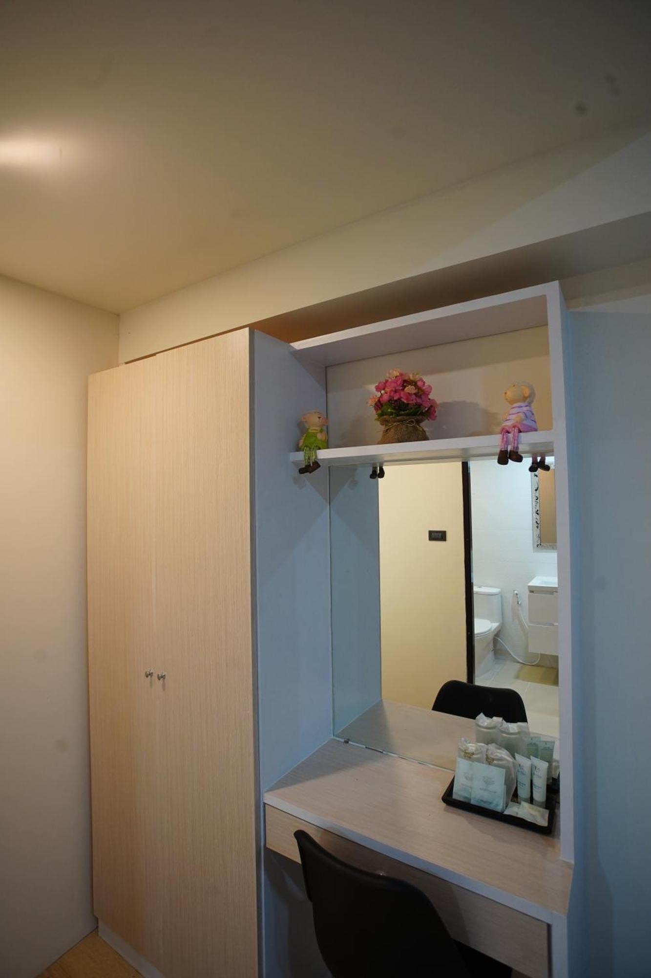 Tisa Hotel Udonthani Екстер'єр фото