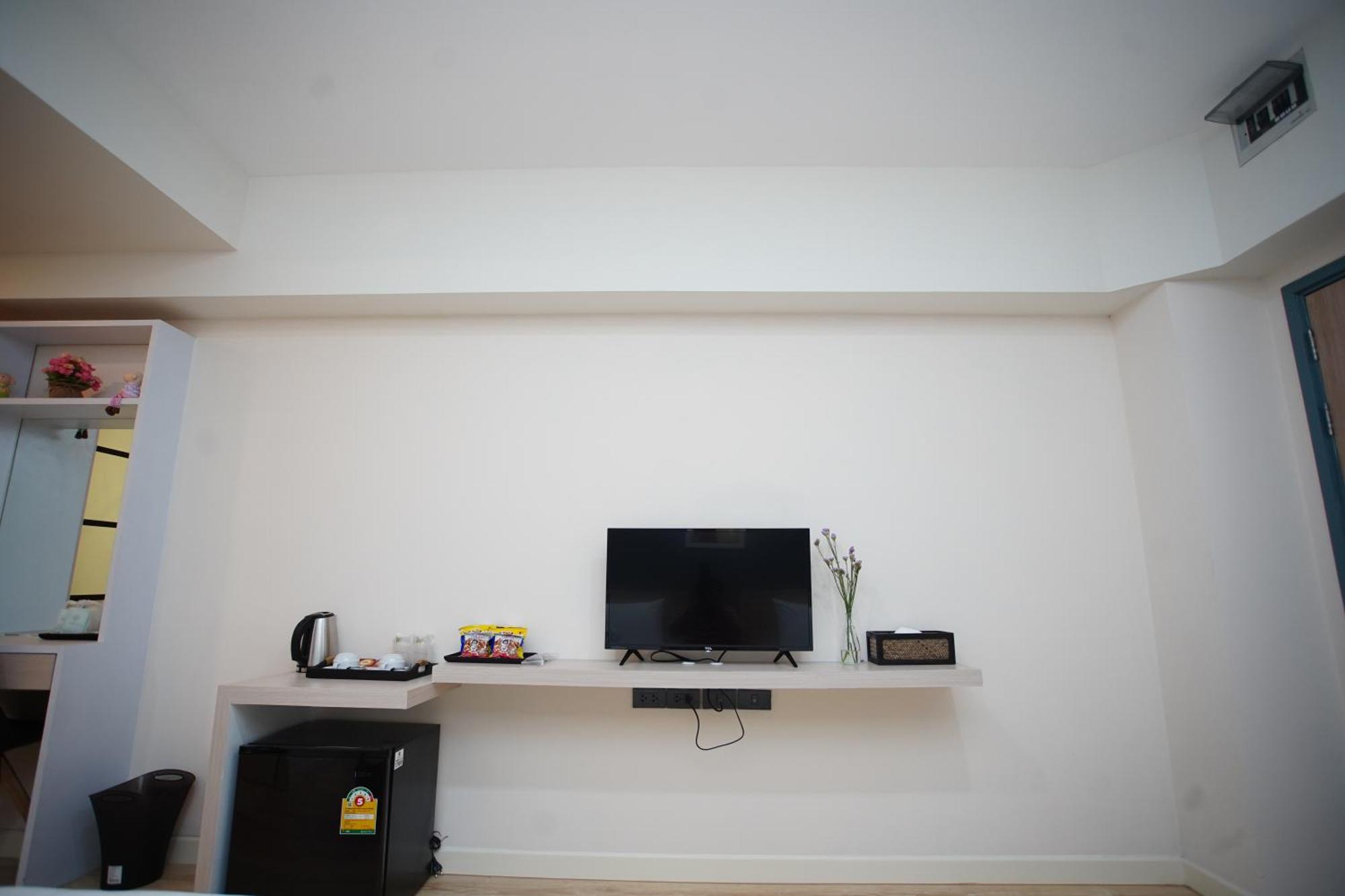 Tisa Hotel Udonthani Екстер'єр фото