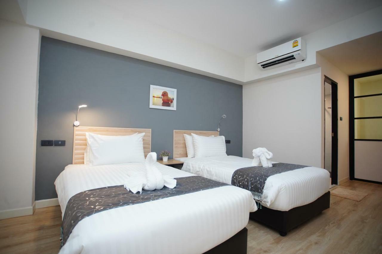 Tisa Hotel Udonthani Екстер'єр фото