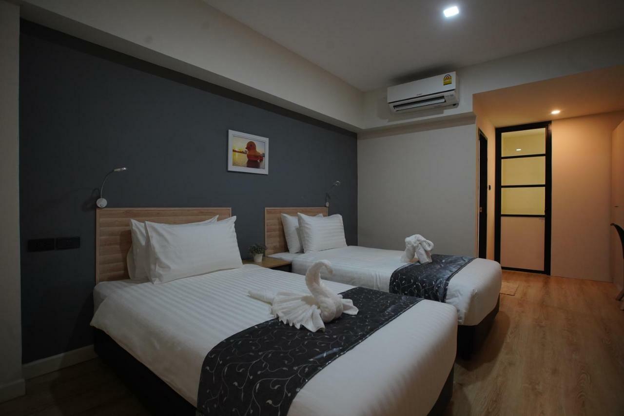 Tisa Hotel Udonthani Екстер'єр фото