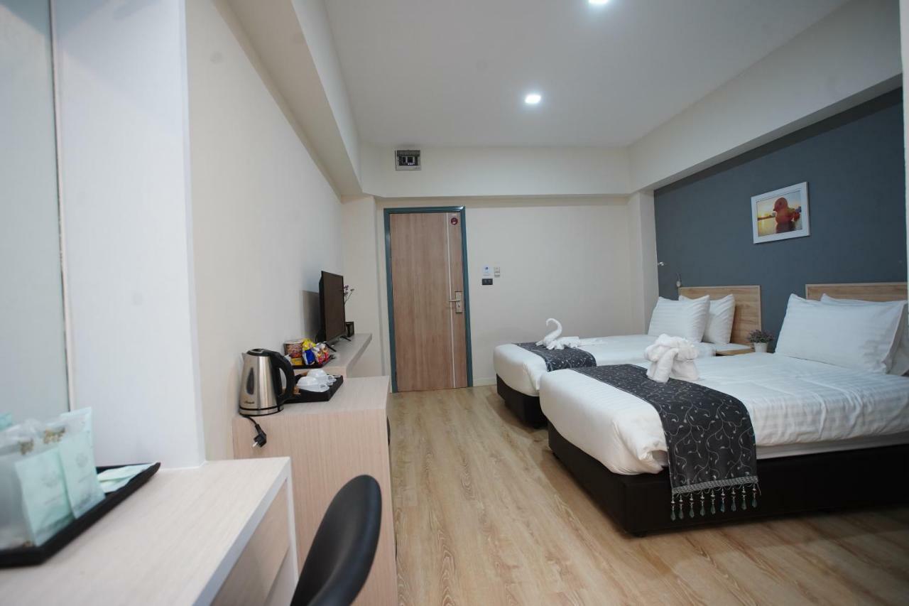 Tisa Hotel Udonthani Екстер'єр фото